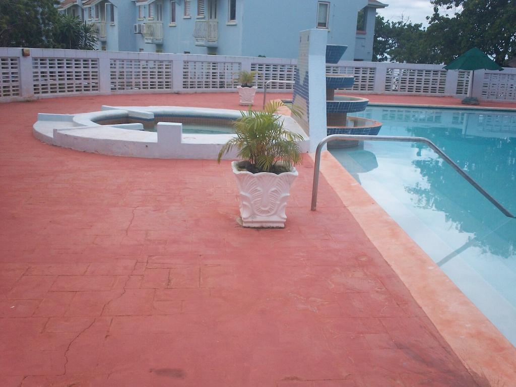 Point Village, Negril, Jamaica Extérieur photo